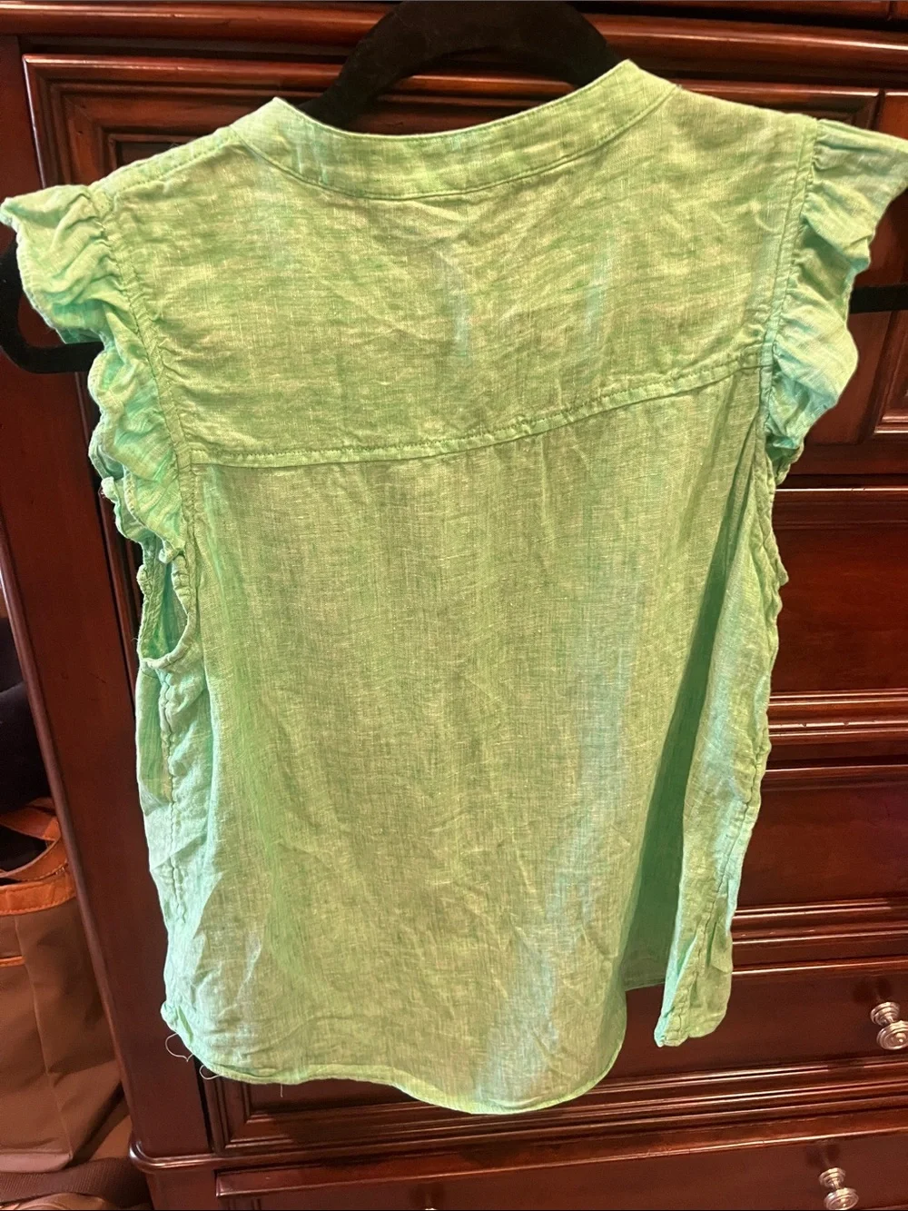 Light Green Button-Front Ruffle Sleeve Top - Picture 4 of 4
